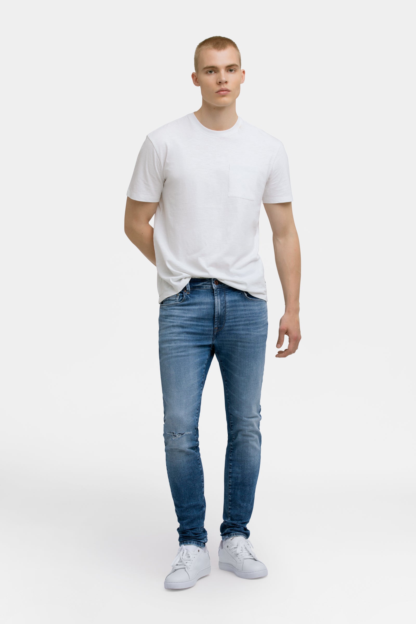 Vaqueros best sale skinny hombre