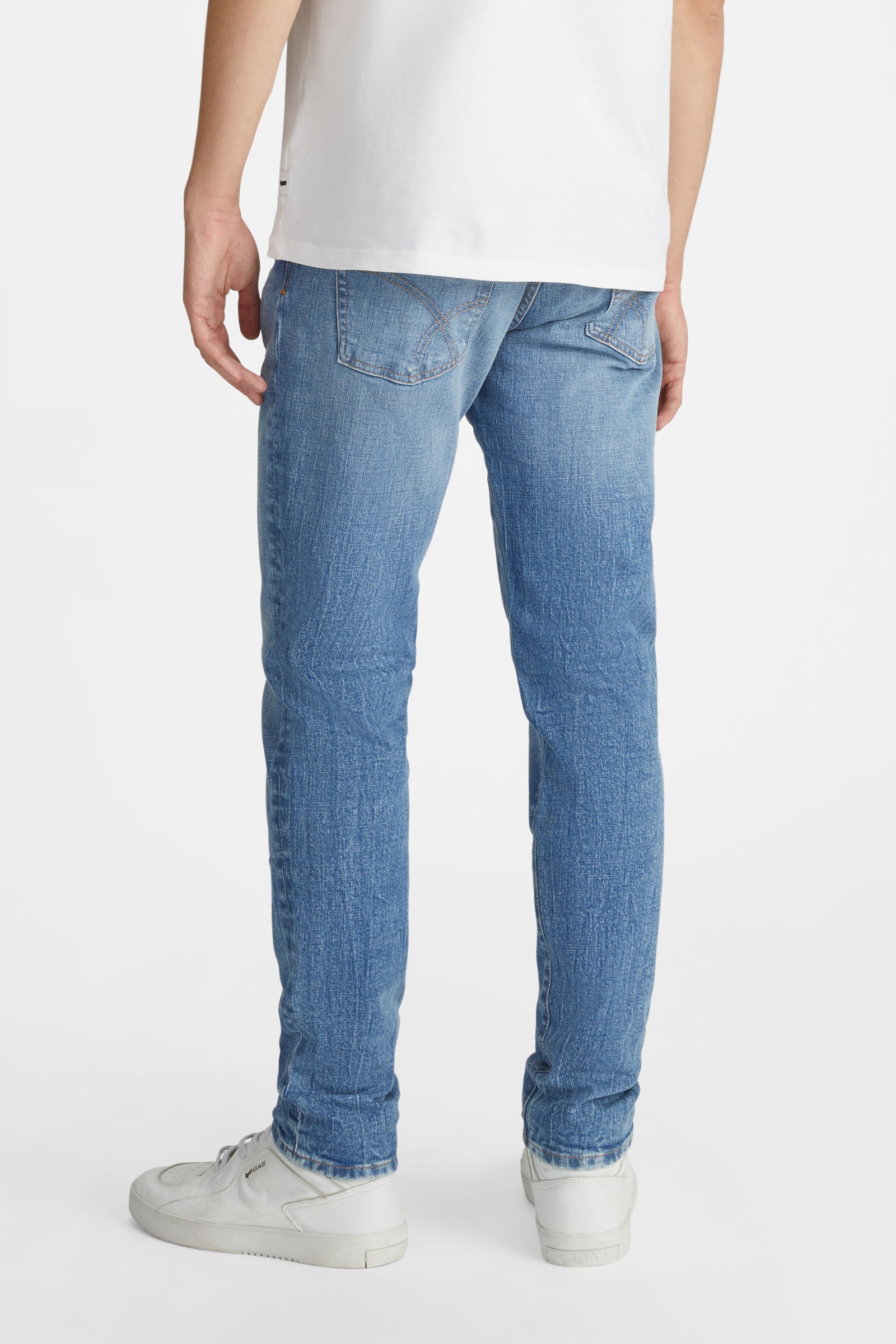 Jeans carrot uomo on sale significato